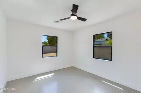 Bedroom - 511 E Oregon Ave, Phoenix, AZ 85012 photo 3 of 3
