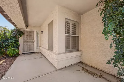 5017 W Wikieup Ln, Glendale, AZ 85308