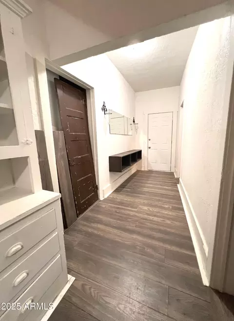 Entry Way - 434 S Hill St, Globe, AZ 85501 photo 1 of 2