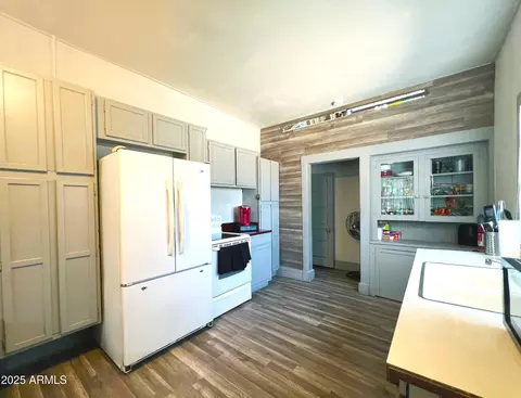 Kitchen - 434 S Hill St, Globe, AZ 85501 photo 1 of 5