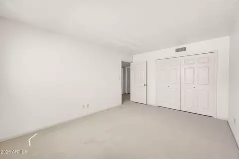 Bedroom - 77 E Missouri Ave #57, Phoenix, AZ 85012 photo 5 of 7