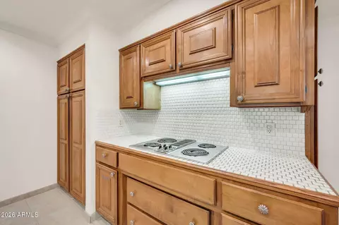 Kitchen - 77 E Missouri Ave #57, Phoenix, AZ 85012 photo 5 of 5