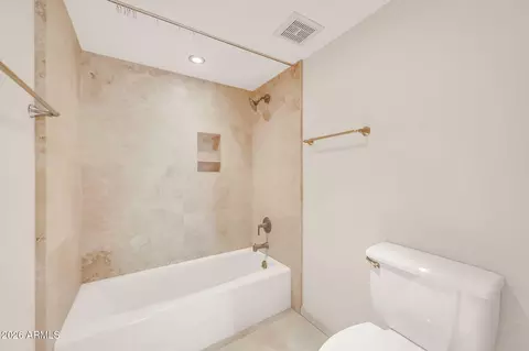 Bath - 77 E Missouri Ave #57, Phoenix, AZ 85012 photo 11 of 11