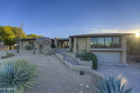 2003 E Smoketree Dr, Carefree, AZ 85377