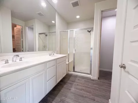 Bath - 9840 E Theia Dr, Mesa, AZ 85212 photo 2 of 2