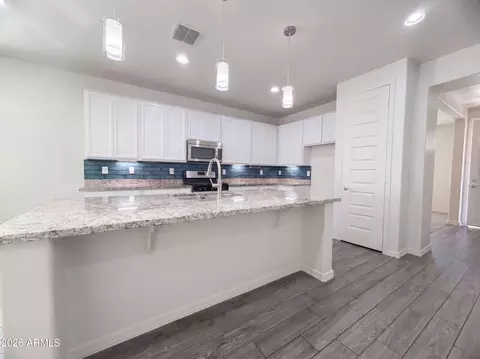 Kitchen - 9840 E Theia Dr, Mesa, AZ 85212 photo 2 of 3