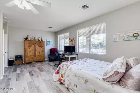 Bedroom - 4091 E Ravenswood Dr, Gilbert, AZ 85298 photo 2 of 10