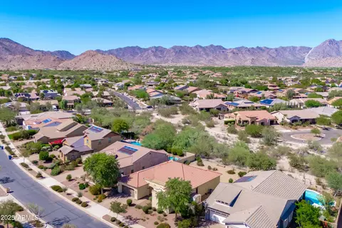 20486 W Ridge Rd, Buckeye, AZ 85396