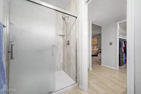 Bath - 2256 N Middlecoff Dr, Mesa, AZ 85215 photo 2 of 3
