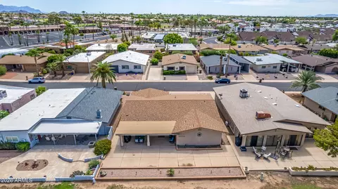 View/Area - 2256 N Middlecoff Dr, Mesa, AZ 85215 photo 9 of 17