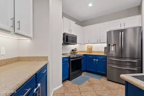 Kitchen - 4086 E Megan St, Gilbert, AZ 85295 photo 3 of 4