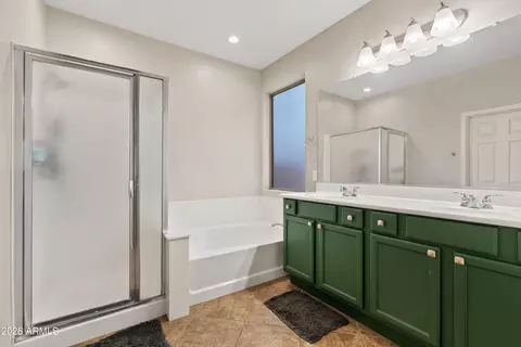Bath - 4086 E Megan St, Gilbert, AZ 85295 photo 1 of 3