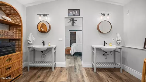Other - 3244 E Weldon Ave, Phoenix, AZ 85018 photo 8 of 11