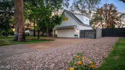 Exterior - 3244 E Weldon Ave, Phoenix, AZ 85018 photo 3 of 20