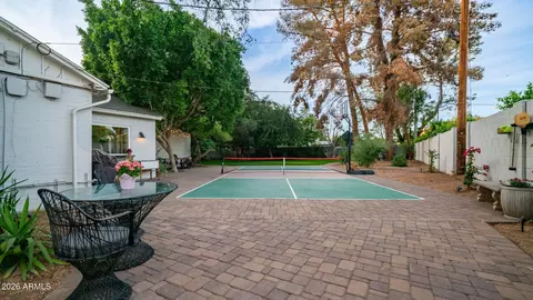 Exterior - 3244 E Weldon Ave, Phoenix, AZ 85018 photo 11 of 20