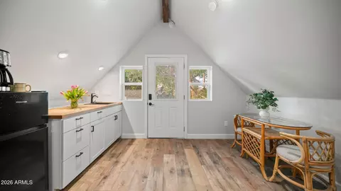 Entry Way - 3244 E Weldon Ave, Phoenix, AZ 85018 photo 4 of 4