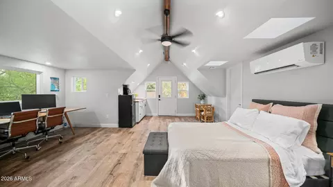 Bedroom - 3244 E Weldon Ave, Phoenix, AZ 85018 photo 5 of 6