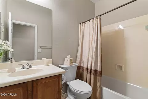 Bath - 3451 E Amber Ln, Gilbert, AZ 85296 photo 1 of 4