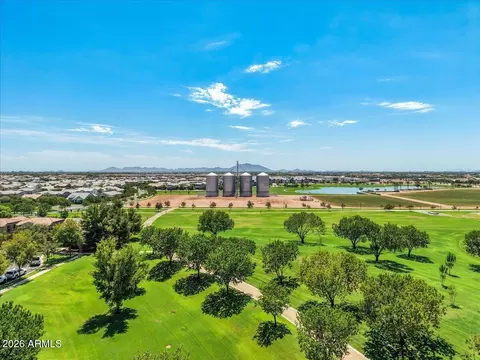 View/Area - 3451 E Amber Ln, Gilbert, AZ 85296 photo 4 of 5