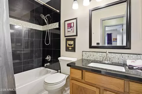 Bath - 4038 E Orion St, Gilbert, AZ 85234 photo 2 of 2