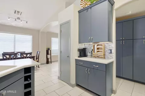Kitchen - 4038 E Orion St, Gilbert, AZ 85234 photo 4 of 4