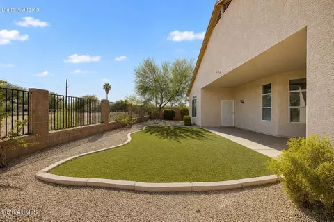 Exterior - 907 E Gary Ln, Phoenix, AZ 85042 photo 8 of 13