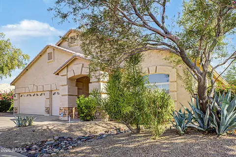 Exterior - 907 E Gary Ln, Phoenix, AZ 85042 photo 5 of 13