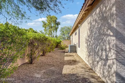 Exterior - 907 E Gary Ln, Phoenix, AZ 85042 photo 13 of 13
