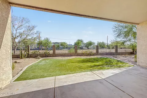 Exterior - 907 E Gary Ln, Phoenix, AZ 85042 photo 10 of 13