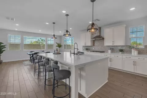 Kitchen - 9722 E Rainbow Ave, Mesa, AZ 85212 photo 2 of 6
