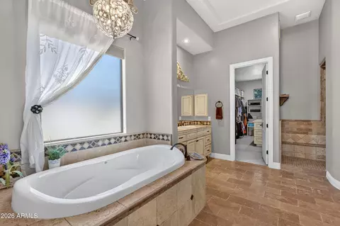 Bath - 4380 E Taurus Pl, Chandler, AZ 85249 photo 4 of 9