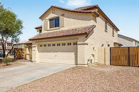 Exterior - 3942 E Maplewood St, Gilbert, AZ 85297 photo 3 of 7