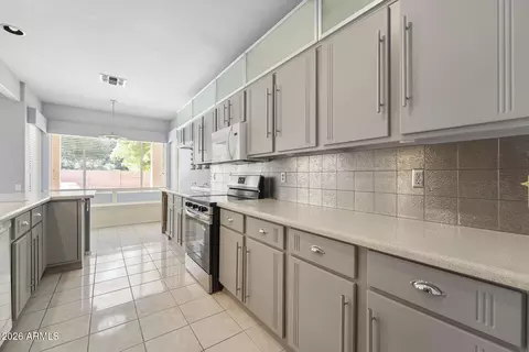 Kitchen - 3301 E Behrend Dr, Phoenix, AZ 85050 photo 1 of 2