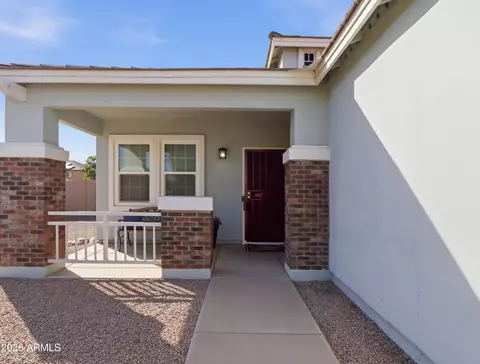 Exterior - 2588 E Ivanhoe Ct, Gilbert, AZ 85295 photo 4 of 8