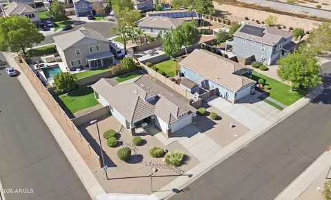 View/Area - 2588 E Ivanhoe Ct, Gilbert, AZ 85295 photo 3 of 7