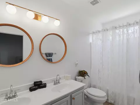 Bath - 2588 E Ivanhoe Ct, Gilbert, AZ 85295 photo 1 of 2