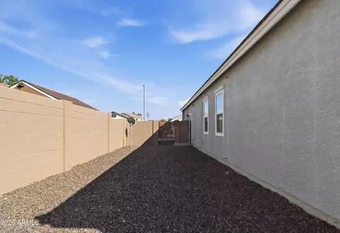 Exterior - 2588 E Ivanhoe Ct, Gilbert, AZ 85295 photo 5 of 8