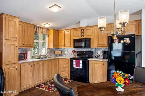 3575 Wildflower Dr, Overgaard, AZ 85933 photo 12
