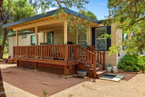 3575 Wildflower Dr, Overgaard, AZ 85933 photo 2