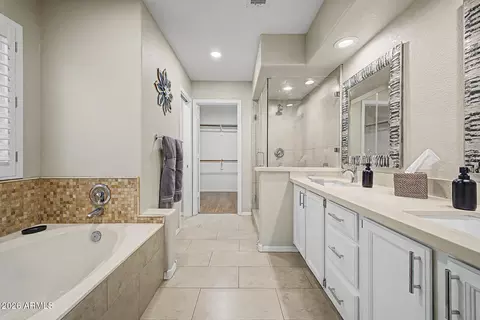 Bath - 4032 E Rosemonte Dr, Phoenix, AZ 85050 photo 5 of 6