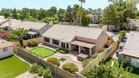 View/Area - 4032 E Rosemonte Dr, Phoenix, AZ 85050 photo 1 of 8