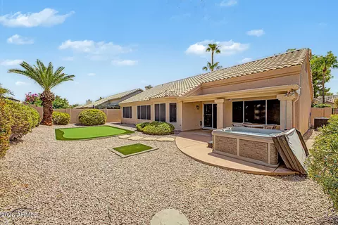 Exterior - 4032 E Rosemonte Dr, Phoenix, AZ 85050 photo 7 of 9