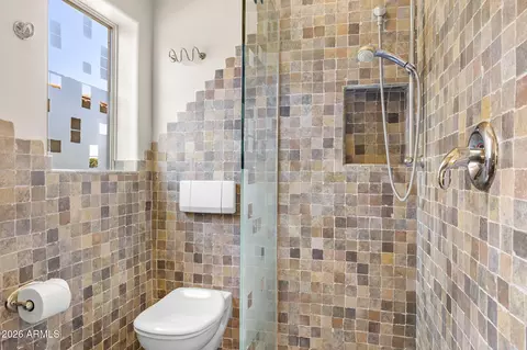 Bath - 1053 E Sandpiper Dr, Tempe, AZ 85283 photo 1 of 12