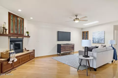 Living - 1053 E Sandpiper Dr, Tempe, AZ 85283 photo 4 of 6
