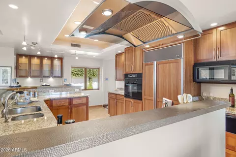 Kitchen - 1053 E Sandpiper Dr, Tempe, AZ 85283 photo 1 of 7