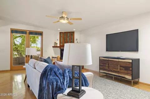 Living - 1053 E Sandpiper Dr, Tempe, AZ 85283 photo 5 of 6
