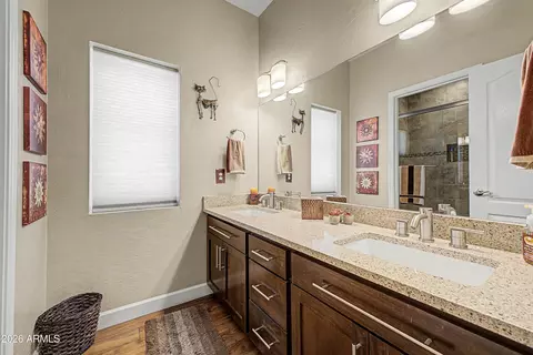 Bath - 4639 E La Mirada Way, Phoenix, AZ 85044 photo 2 of 4