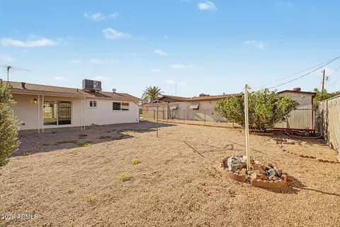 Exterior - 1225 S Lawther Dr, Apache Junction, AZ 85120 photo 6 of 7