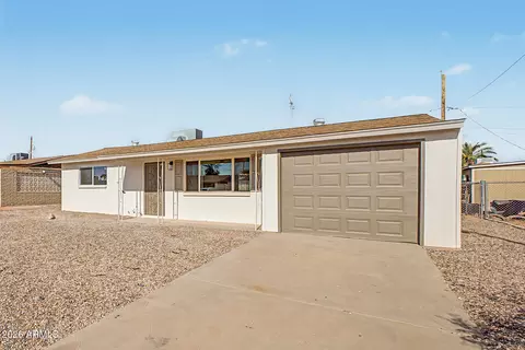 Exterior - 1225 S Lawther Dr, Apache Junction, AZ 85120 photo 4 of 7