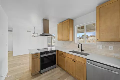 Kitchen - 1225 S Lawther Dr, Apache Junction, AZ 85120 photo 4 of 4